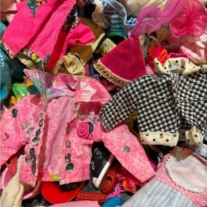 Barbie clothes and accessories - gallon bag stuffed